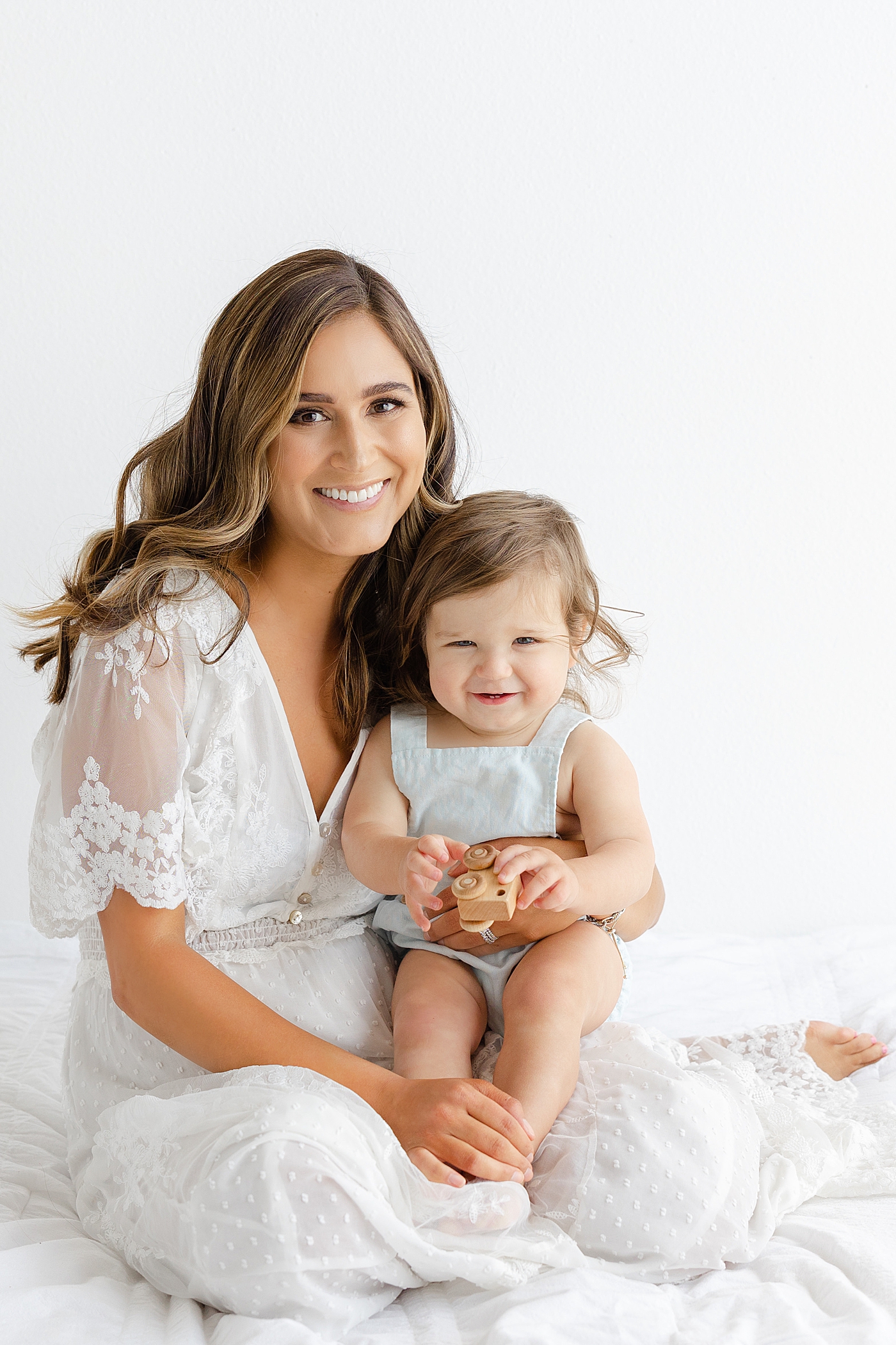 Mom and her toddler baby girl during their Studio Family Session | Photo by Sana Ahmed Photography